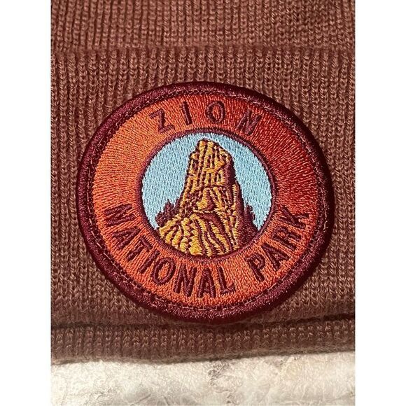 NWOT Zion National Park Beanie OS - Picture 2 of 3